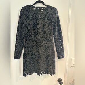 Dress the Population Stassi long sleeve floral